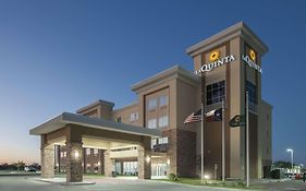La Quinta By Wyndham Kingsville